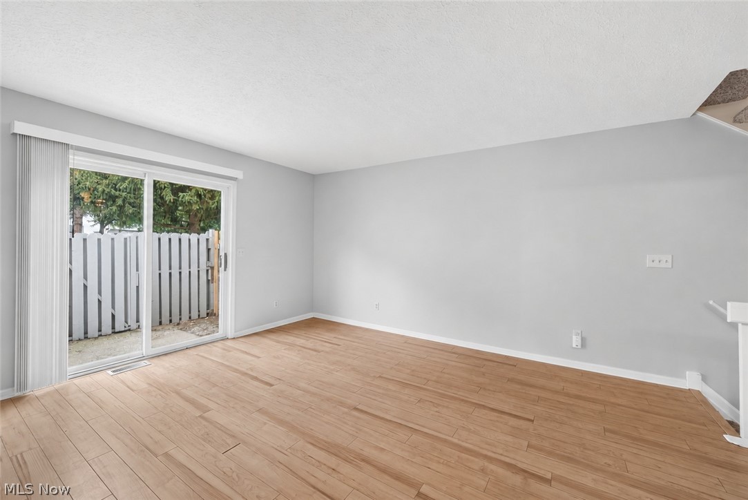 4228 River Ridge Drive Property Photo 11