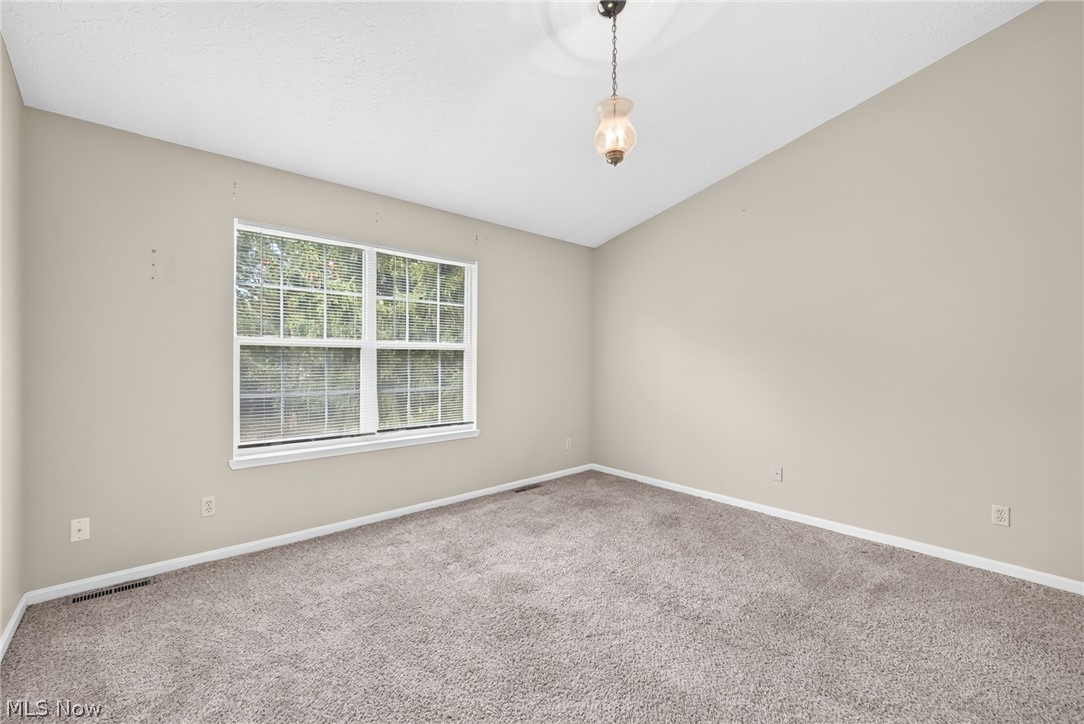 4228 River Ridge Drive Property Photo 13