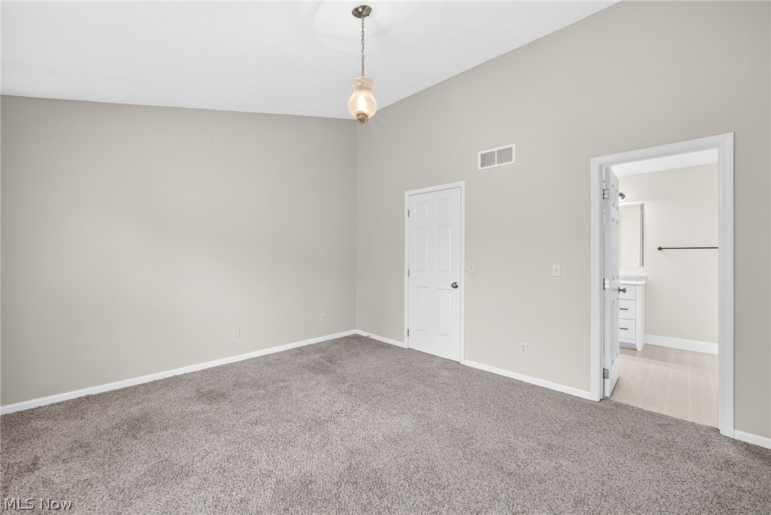 4228 River Ridge Drive Property Photo 14