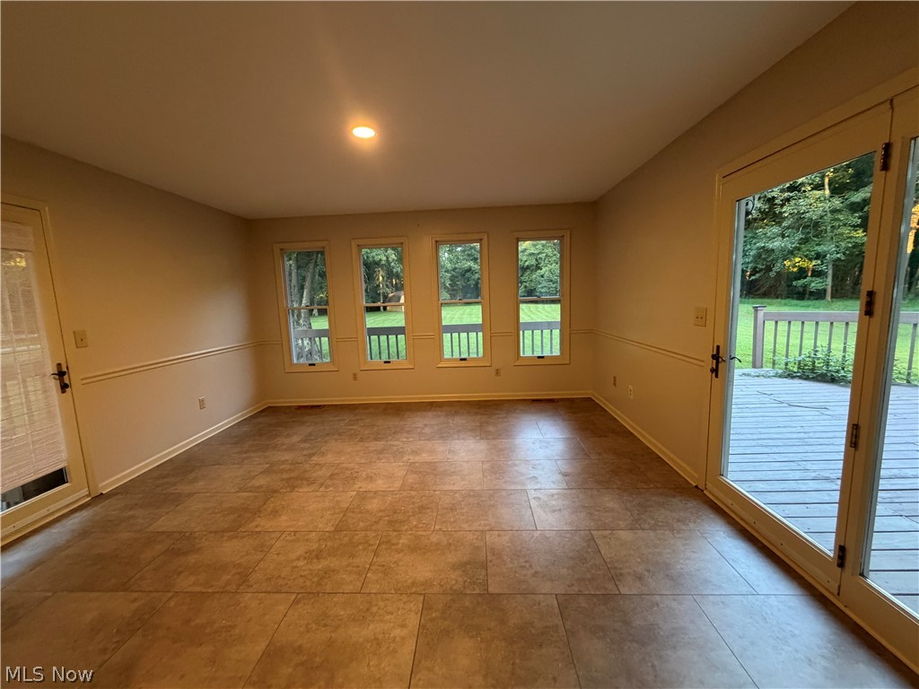 536 Windsor Drive Property Photo 10