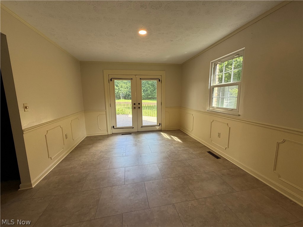 536 Windsor Drive Property Photo 14