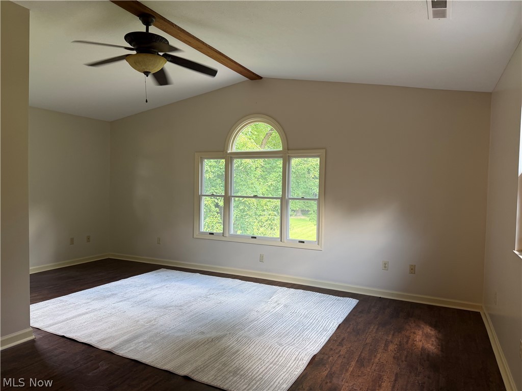 536 Windsor Drive Property Photo 16