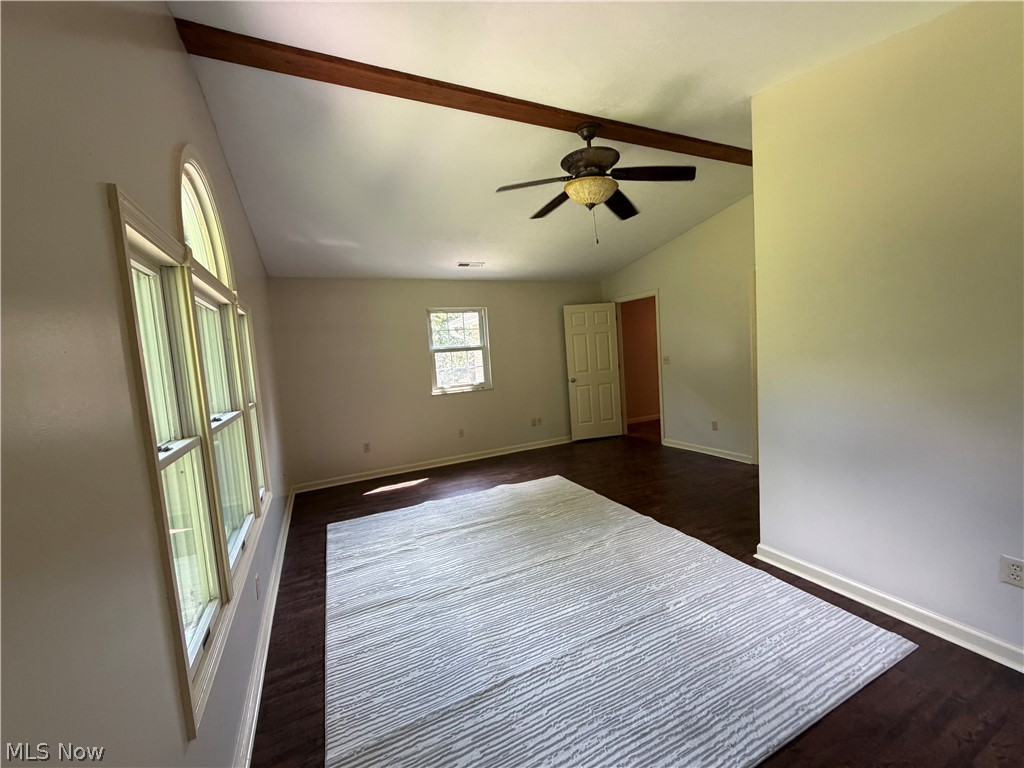536 Windsor Drive Property Photo 17