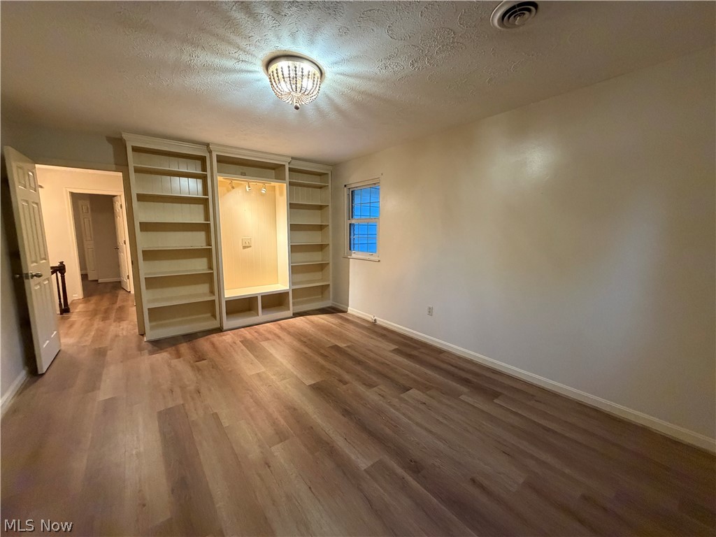 536 Windsor Drive Property Photo 28