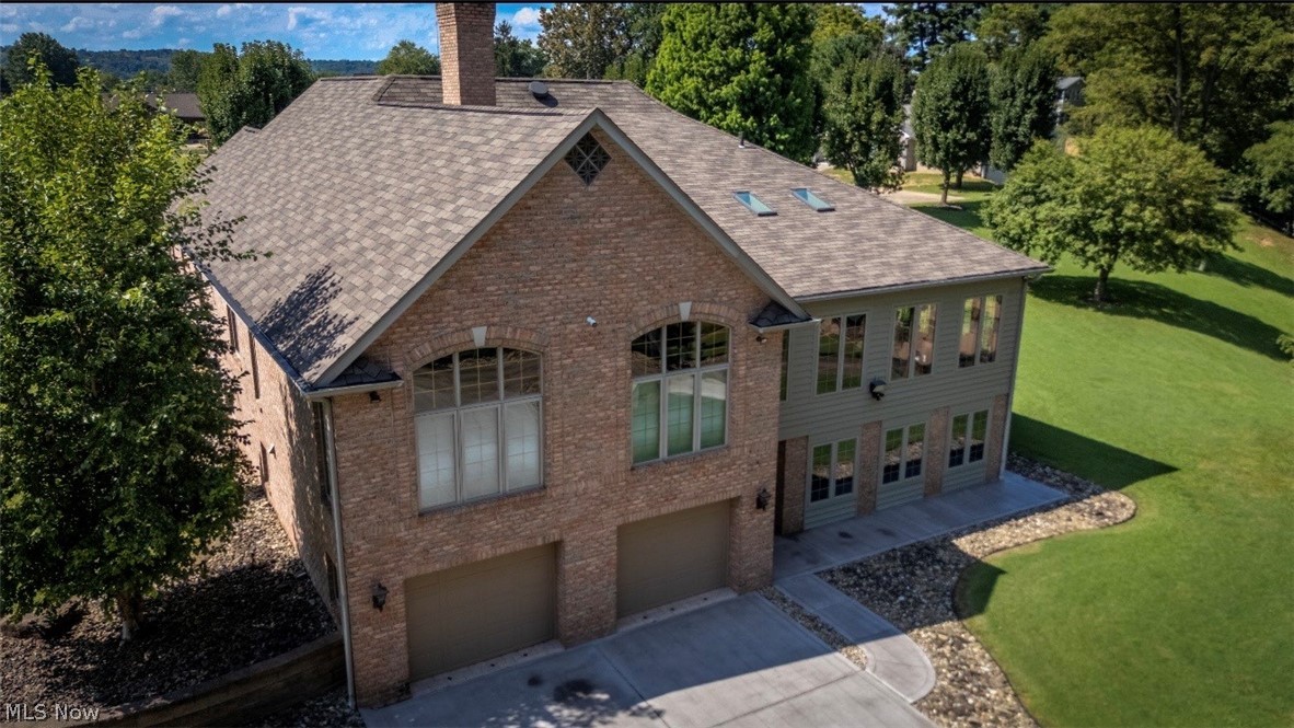 70 Falling Waters Drive Property Photo 3