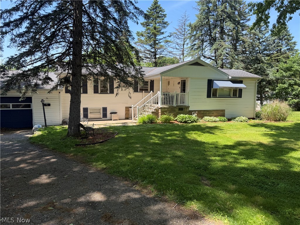 327 Cayuga Avenue NW Property Photo 1