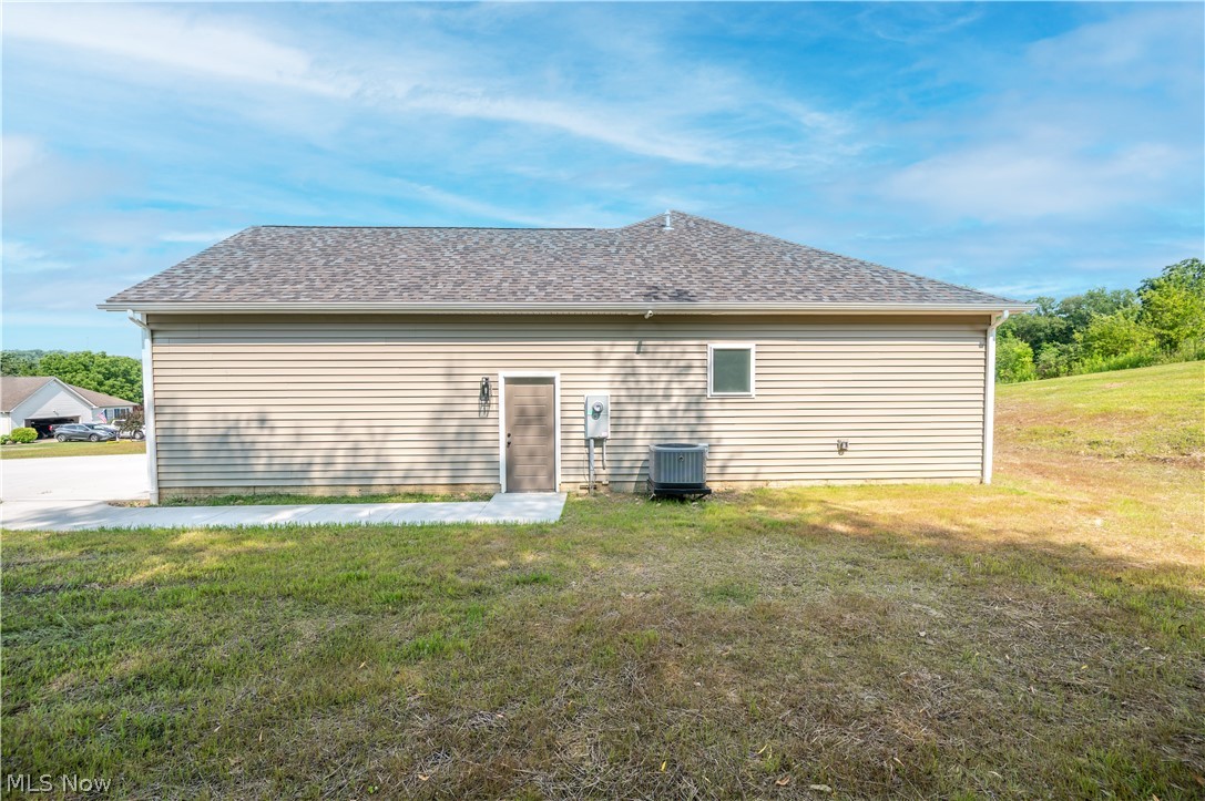 135 Hillside Drive Property Photo 12