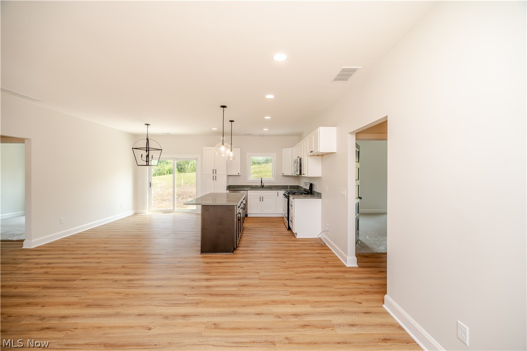135 Hillside Drive Property Photo 17
