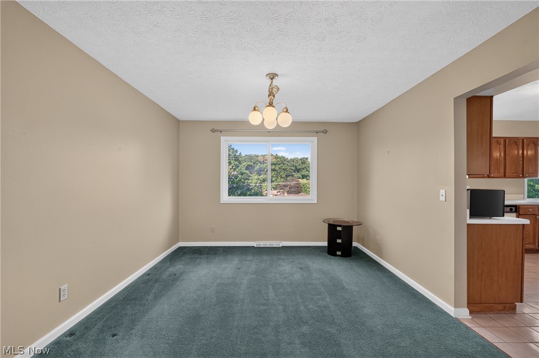 7171 Rustic Oval Property Photo 8