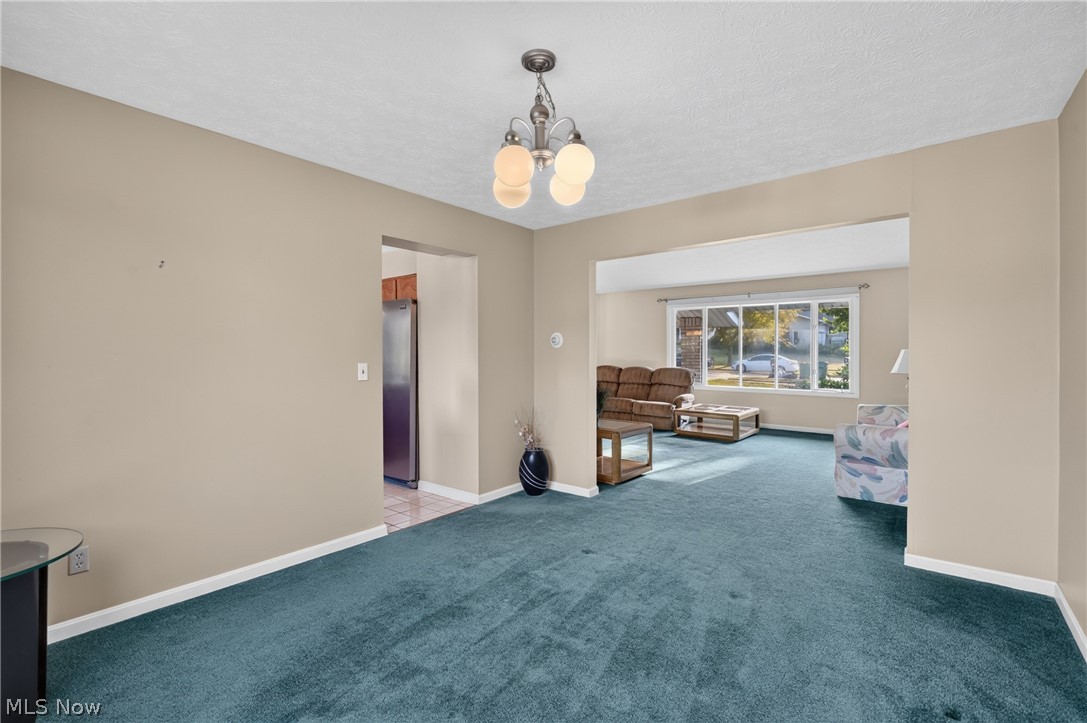 7171 Rustic Oval Property Photo 9