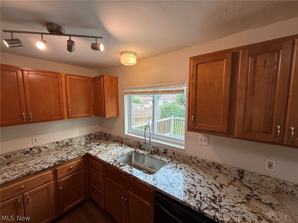 1106 Reed Avenue Property Photo 9