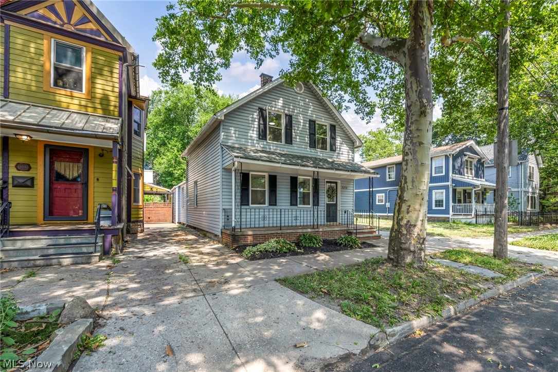3210 Monroe Avenue Property Photo 1