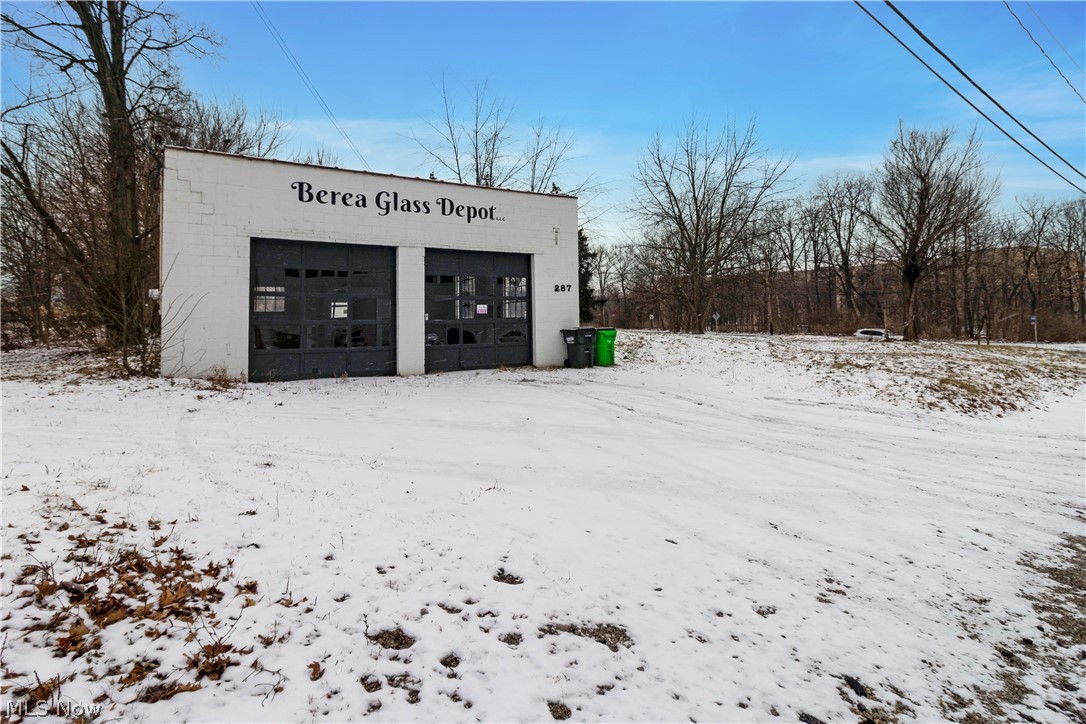 358 N Rocky River Drive Property Photo 1