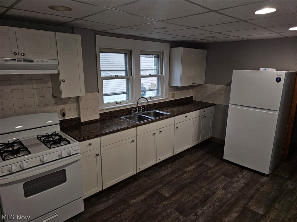 1098 Big Falls Avenue Property Photo 3