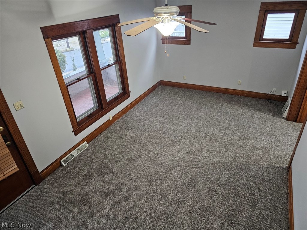 1098 Big Falls Avenue Property Photo 6