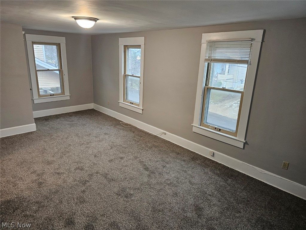 1098 Big Falls Avenue Property Photo 7