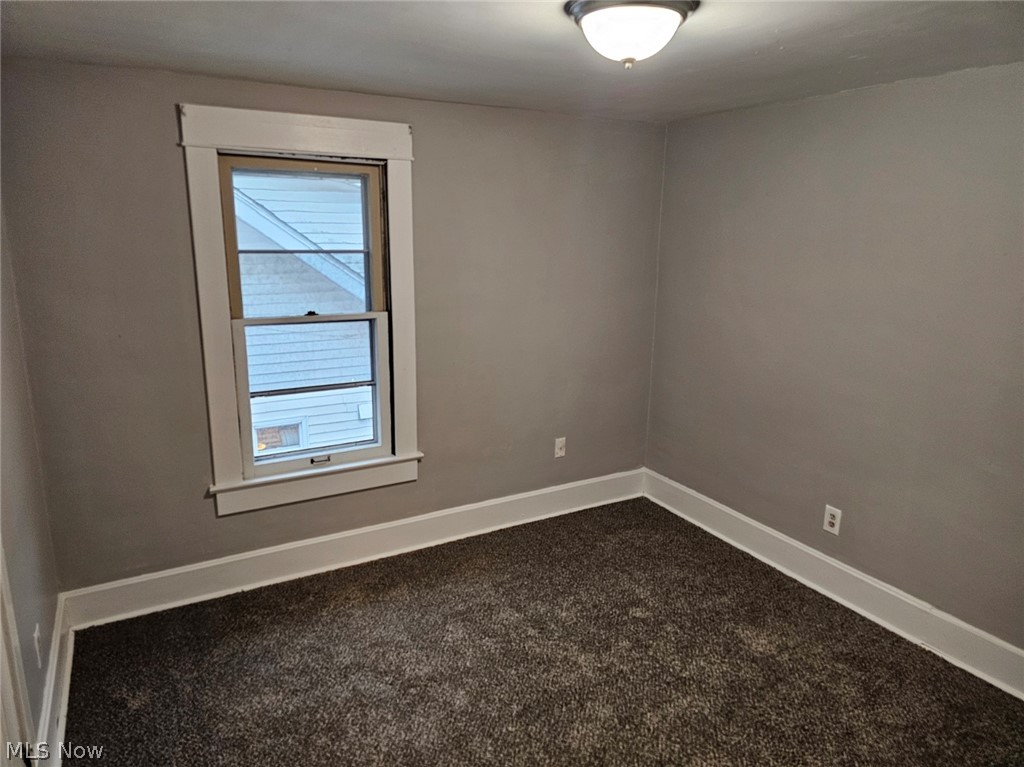 1098 Big Falls Avenue Property Photo 8