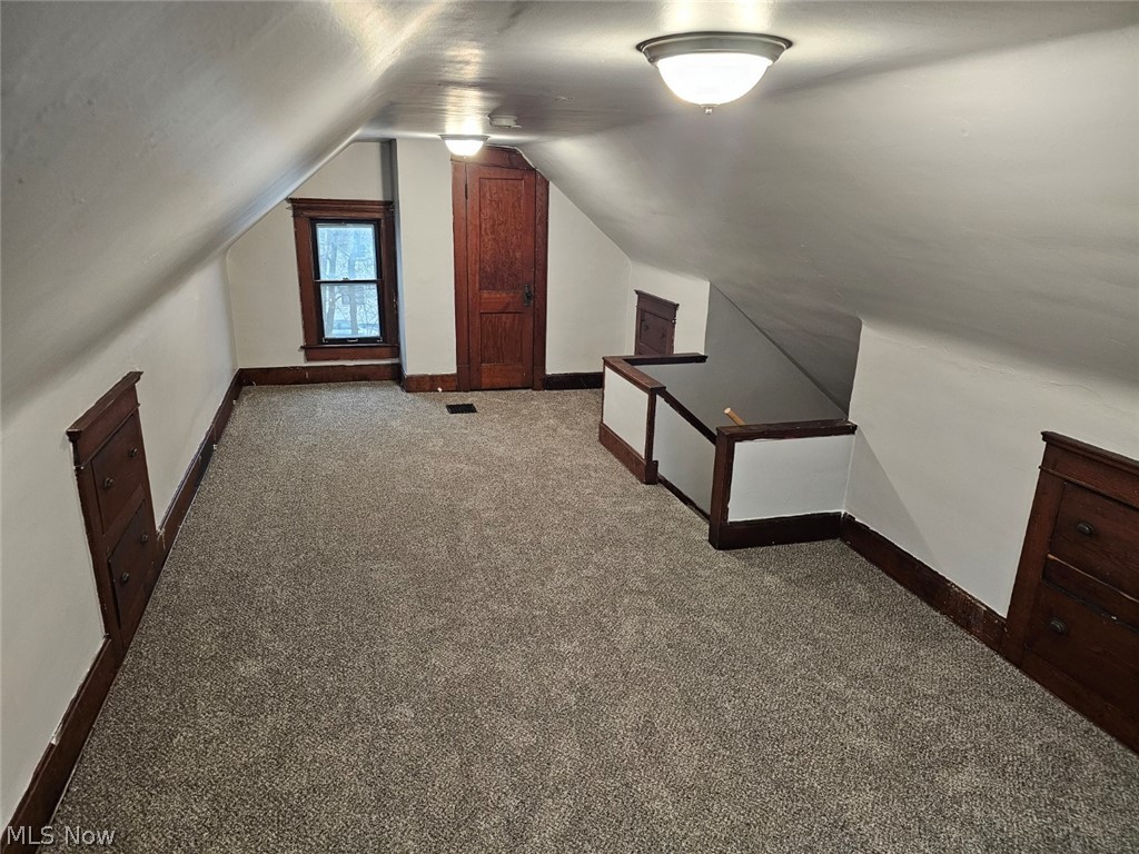 1098 Big Falls Avenue Property Photo 9