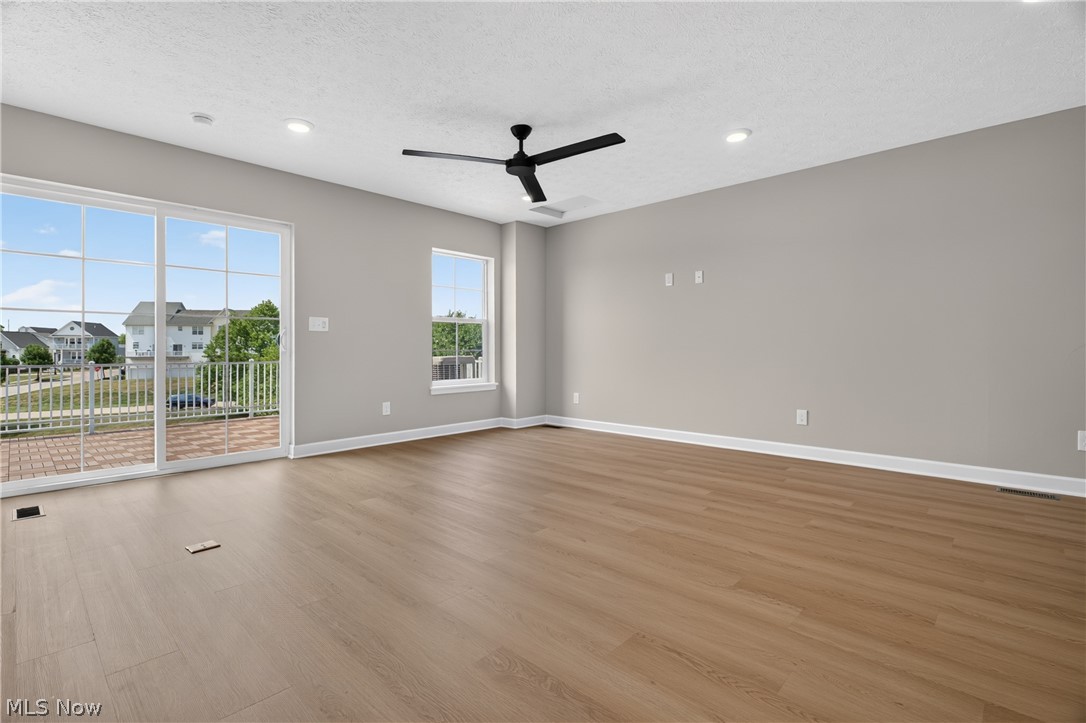 469 Harbor Lane Property Photo 34