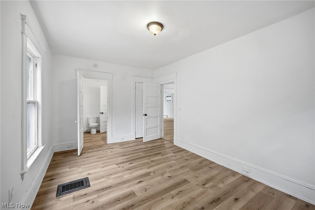 1429 W 107th Street Property Photo 15