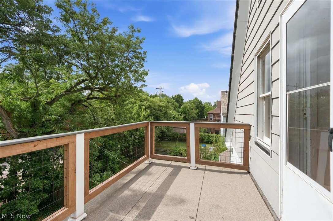 1429 W 107th Street Property Photo 19