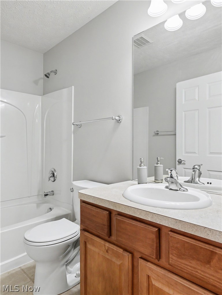 997 Croghan Way Property Photo 22