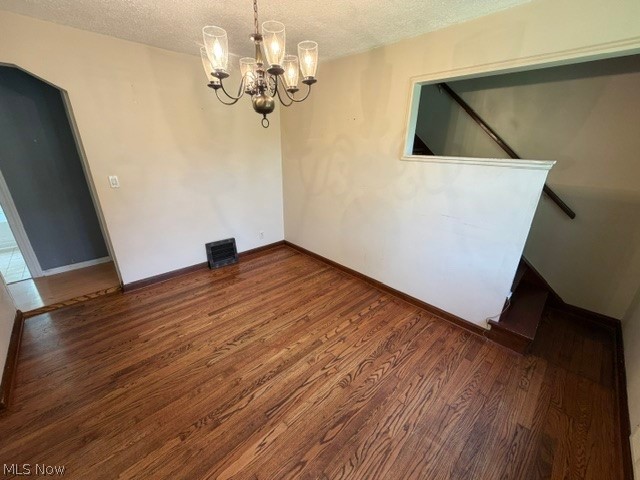 3452 Hillside Road Property Photo 6