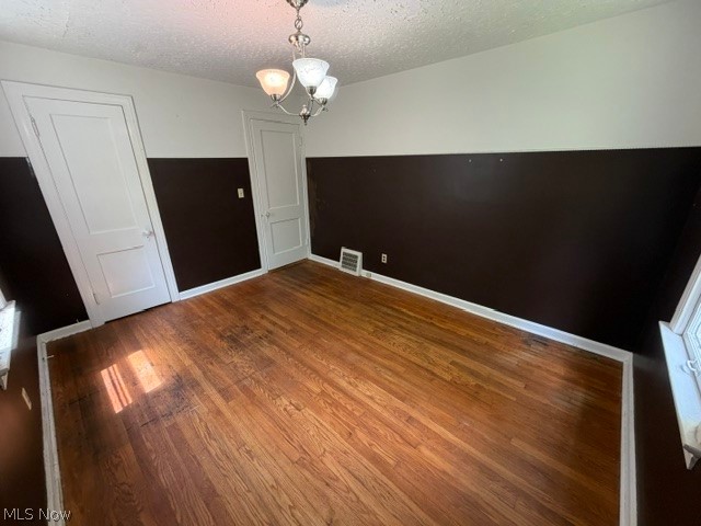 3452 Hillside Road Property Photo 9