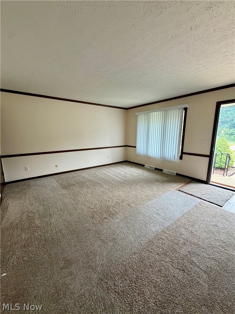 6218 Island Drive Nw Property Photo 5