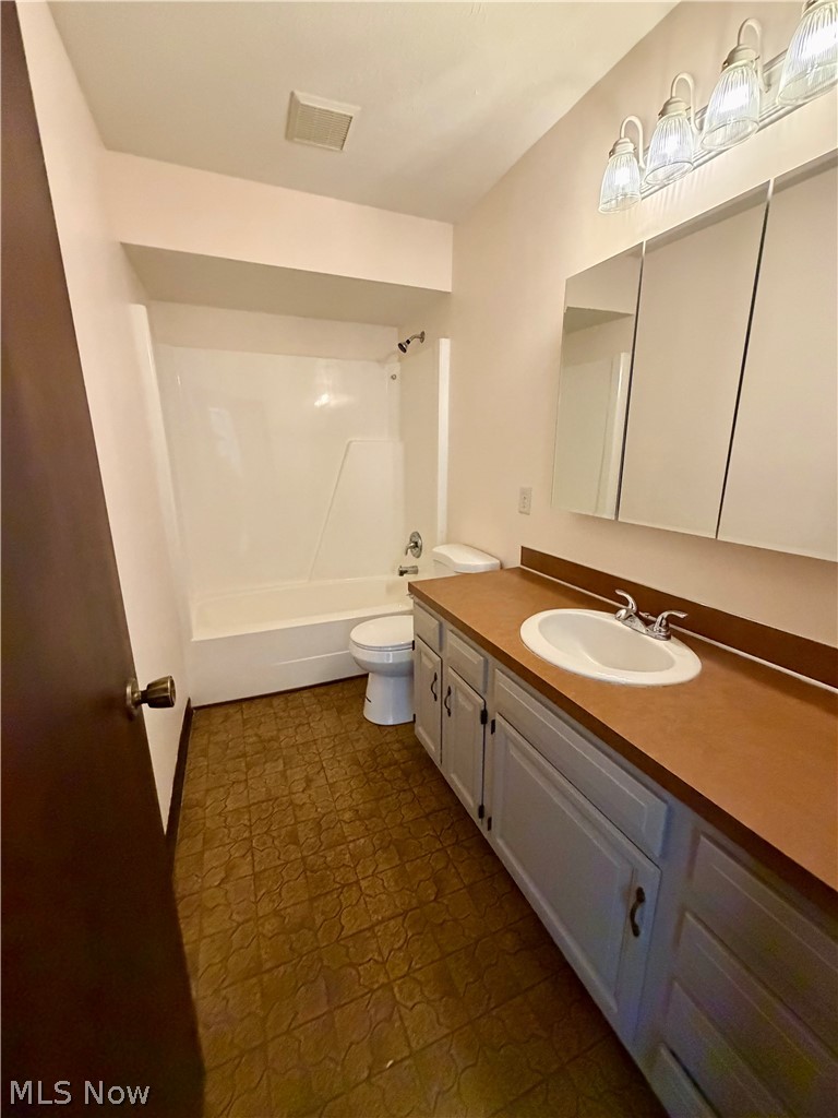 6218 Island Drive Nw Property Photo 12