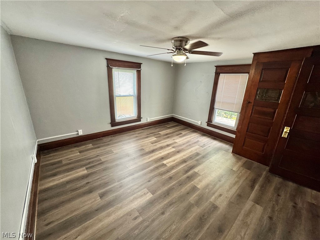 1349 E Main Street Property Photo 13