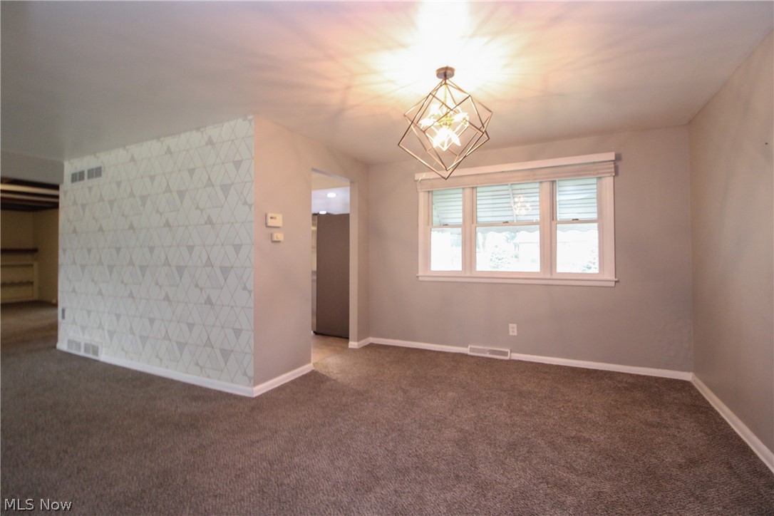 2985 Heatherbrae Drive Property Photo 6