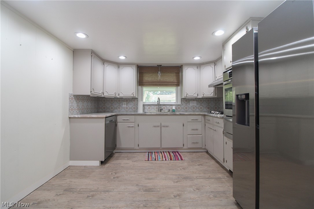 2985 Heatherbrae Drive Property Photo 11