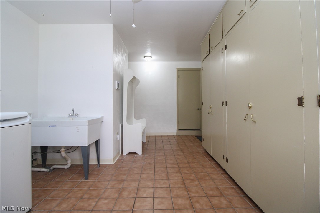 2985 Heatherbrae Drive Property Photo 27