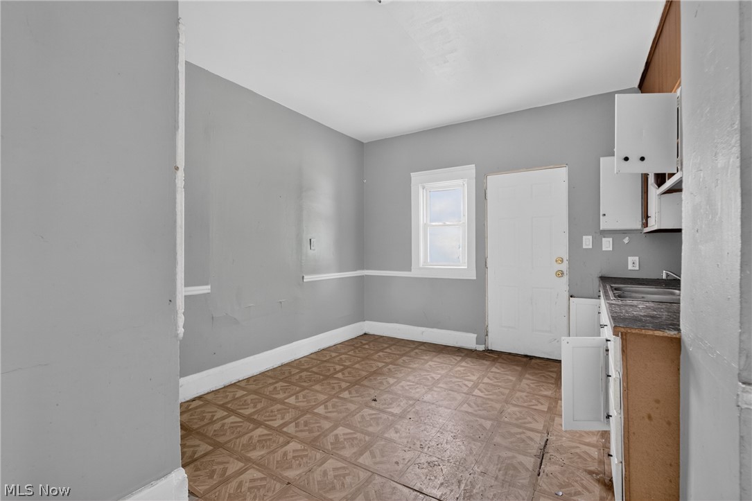 3527 E 140th Street Property Photo 12