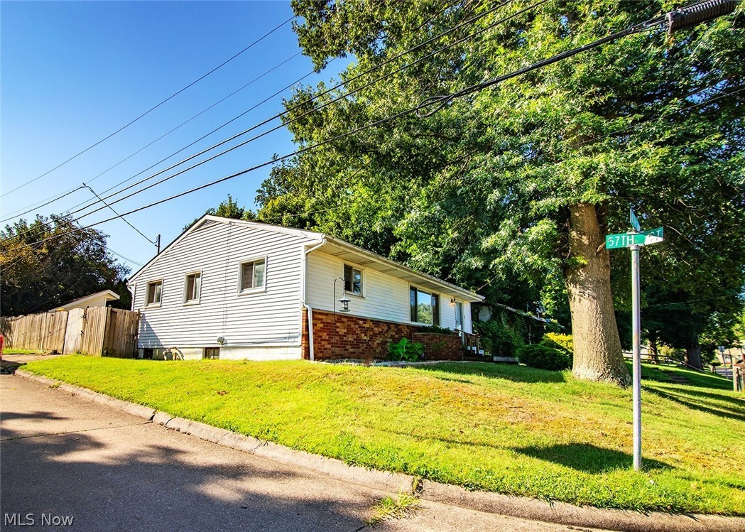 5608 6th Avenue Property Photo 3