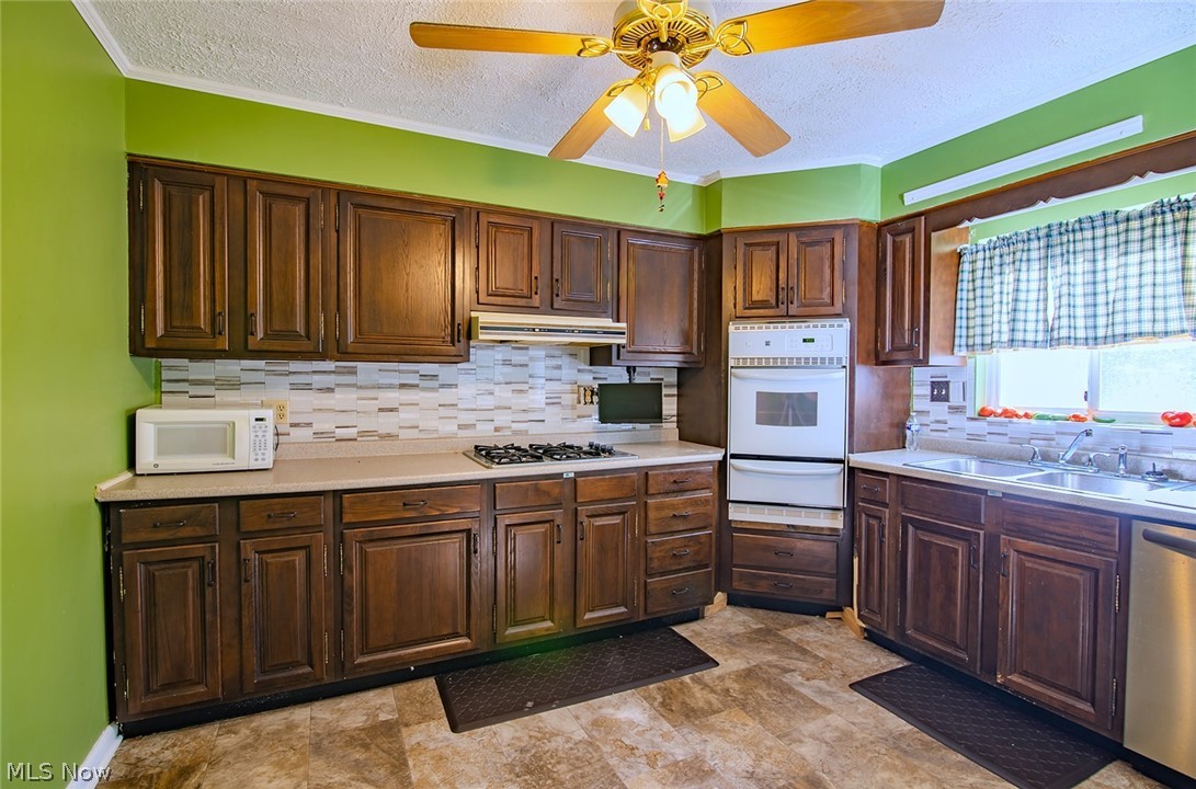 5608 6th Avenue Property Photo 11