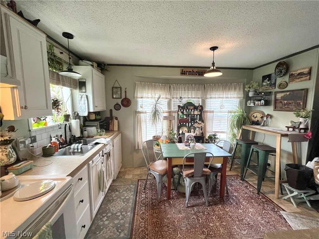 13 Cherokee Lane Property Photo 3