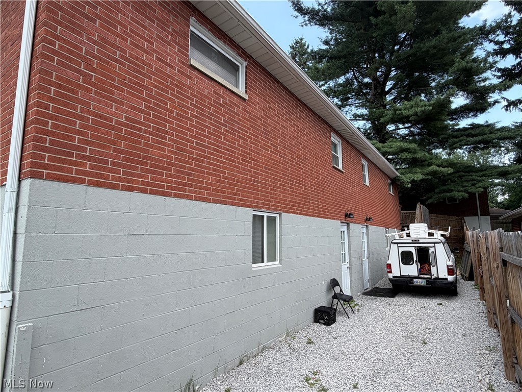 279-281 Cluster Avenue Property Photo 16