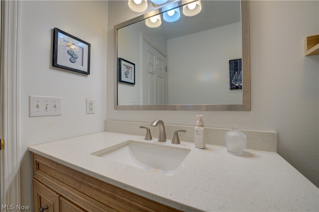 6008 Conneaut Light Drive Property Photo 15