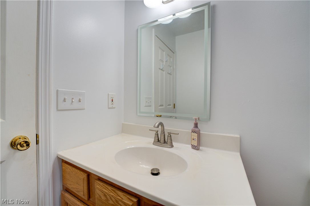 6008 Conneaut Light Drive Property Photo 28