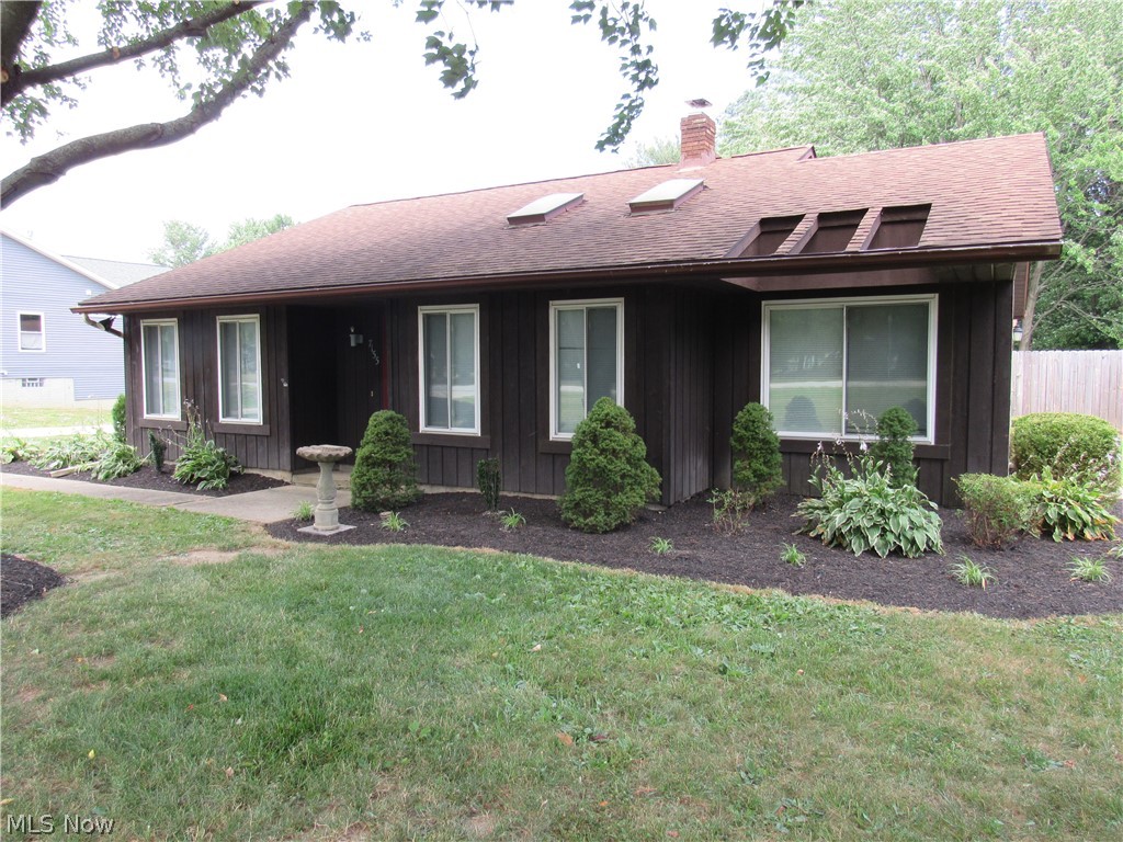 7155 Auburn Road Property Photo 1
