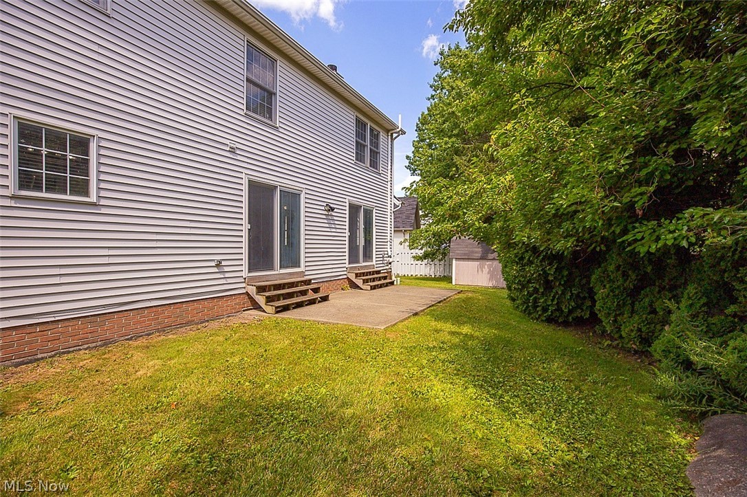 25660 Edgecliff Drive Property Photo 5