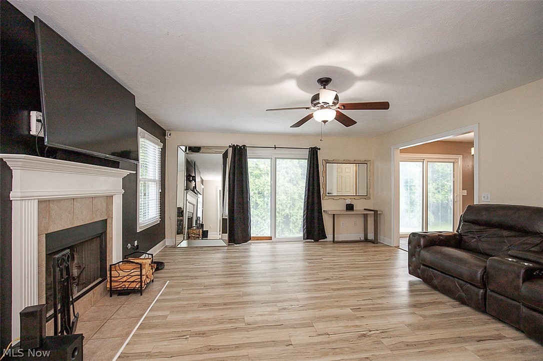 25660 Edgecliff Drive Property Photo 10