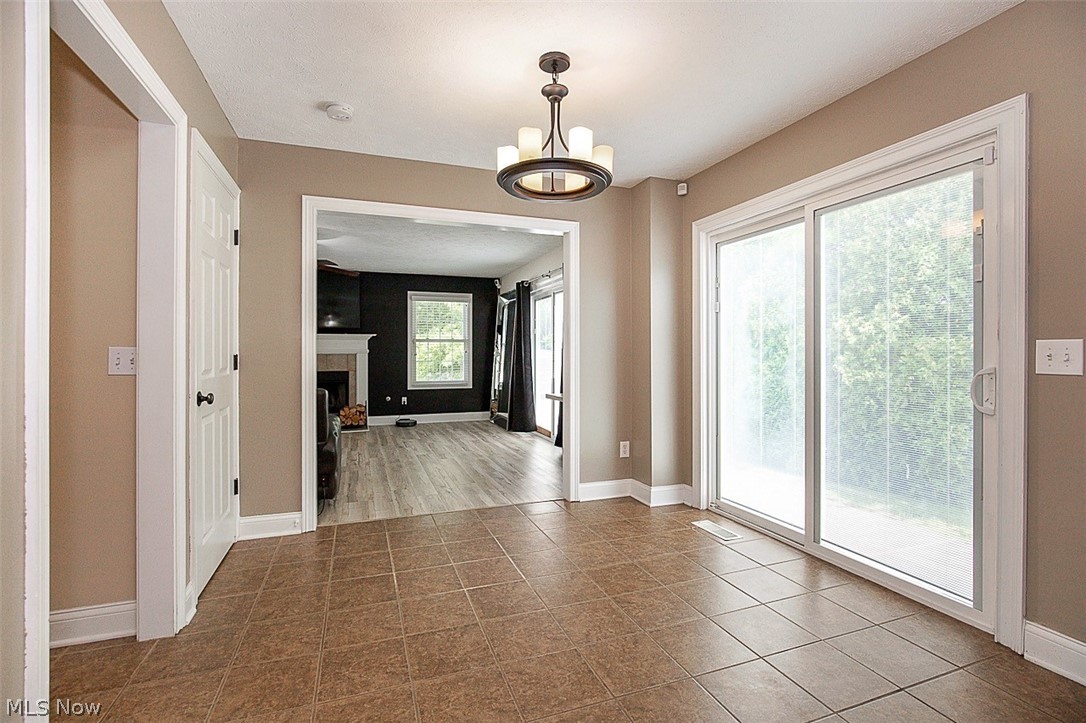 25660 Edgecliff Drive Property Photo 13