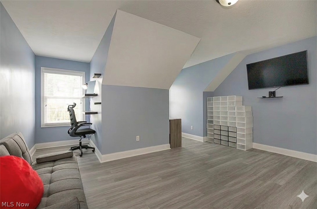 25660 Edgecliff Drive Property Photo 36