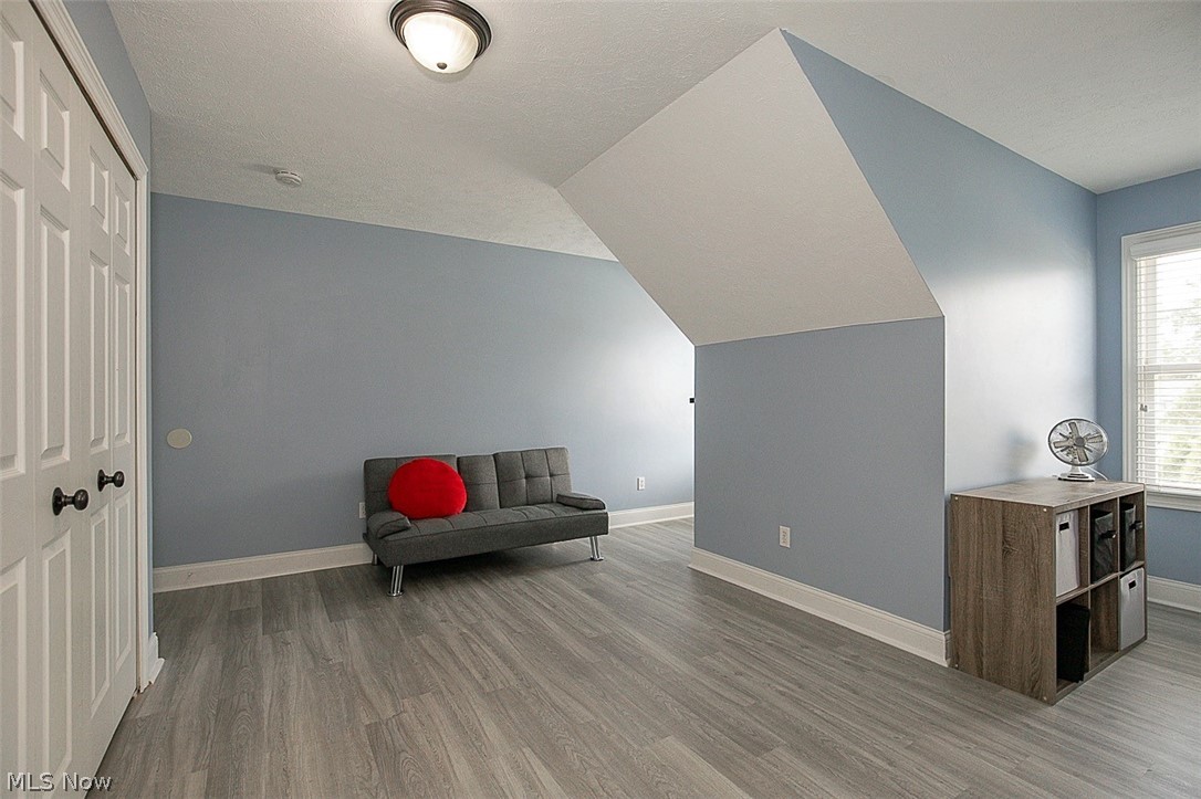 25660 Edgecliff Drive Property Photo 37