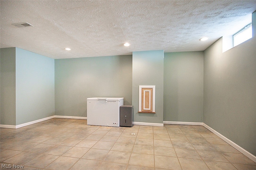 25660 Edgecliff Drive Property Photo 41