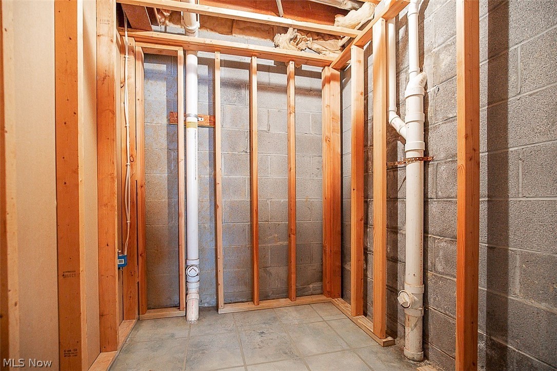 25660 Edgecliff Drive Property Photo 47