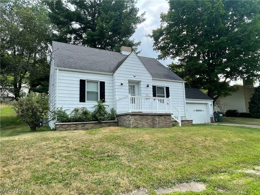 810 Highland Boulevard Property Photo 1
